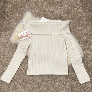 NWT Pink Rose Off-Shoulder Ribbed Cream Sweater Size L